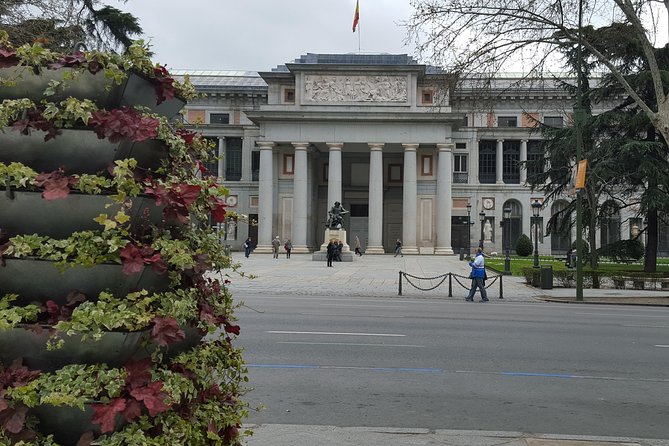 Prado Museum and Retiro Park Private Guided Tour - Hotel Pickup and the Four-Hour Schedule