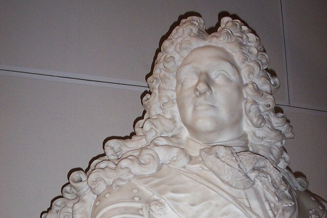 Prado Museum and Royal Palace Private Tour in Madrid - From Plaza de Oriente into Madrid’s royal quarter