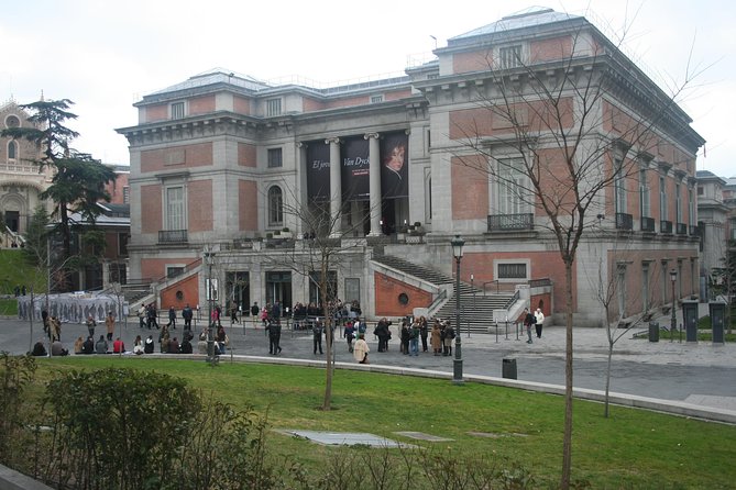 Prado Museum Guided Tour with Skip the Line Ticket in Madrid - Velázquez and the mystery of Las Meninas