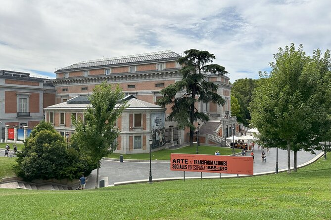 Prado Museum Small Group Tour in Madrid with Fast Entry - Bosch, Rubens, and Titian add a wider European view