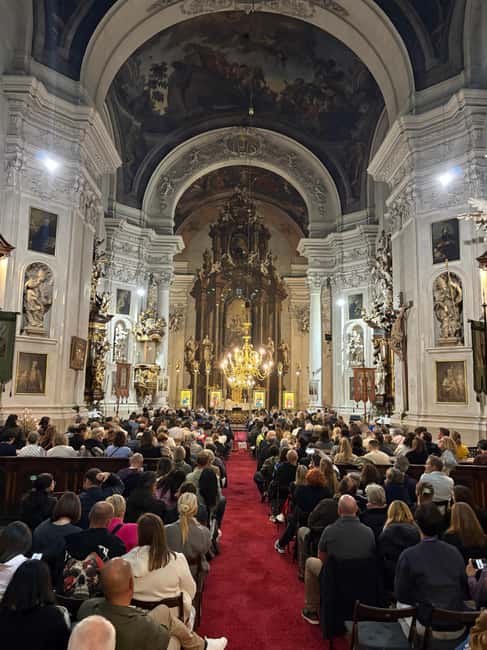 Praha:Vivaldiho koncert Čtyř ročních dob a další Klementinum - Finding St. Clement Cathedral on Karlova