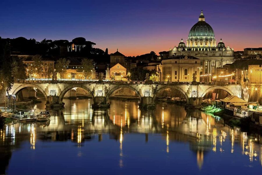 Priority Access Tour: Vatican Museums and Sistine Chapel - Meeting at Vicolo del Farinone 23
