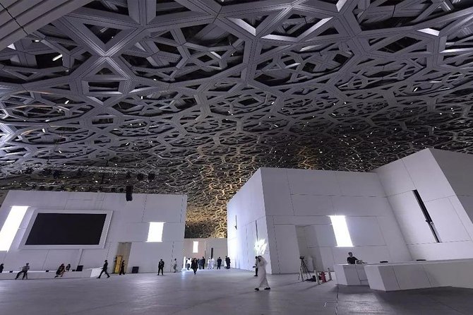 Private Abu Dhabi City Tour with Louvre Museum & Sheikh Zayed Grand Mosque - The 8:00 a.m. pickup from Dubai, Sharjah, or Ajman