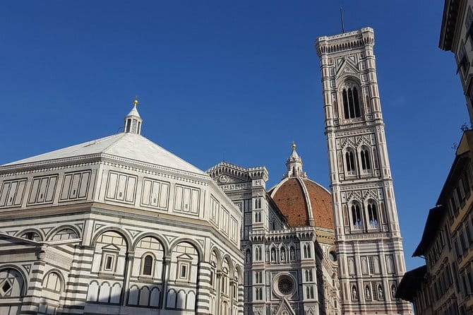 Private All-inclusive Heart of Florence Walking Tour with Accademia and Uffizi - Starting with David at the Accademia