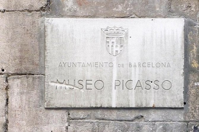 Private Barcelona Art and Tapas Walking Tour with Picasso Museum - Timing, walking, and the shape of the day