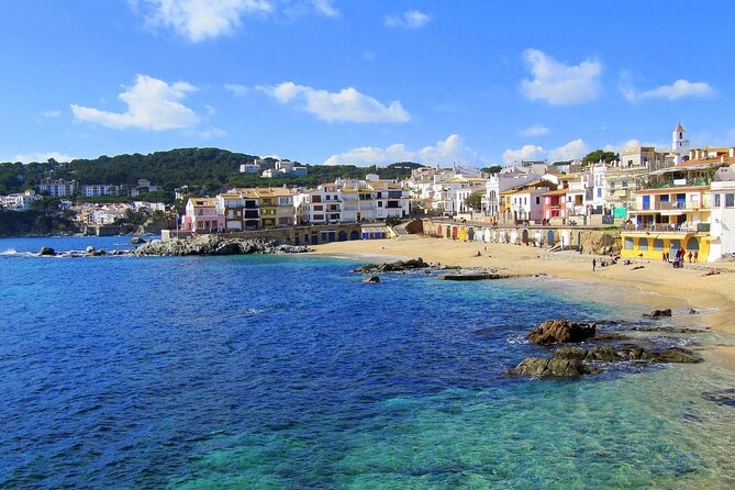 Private Dali Museum and Costa Brava Tour from Barcelona - Figueres and the story behind Dalí