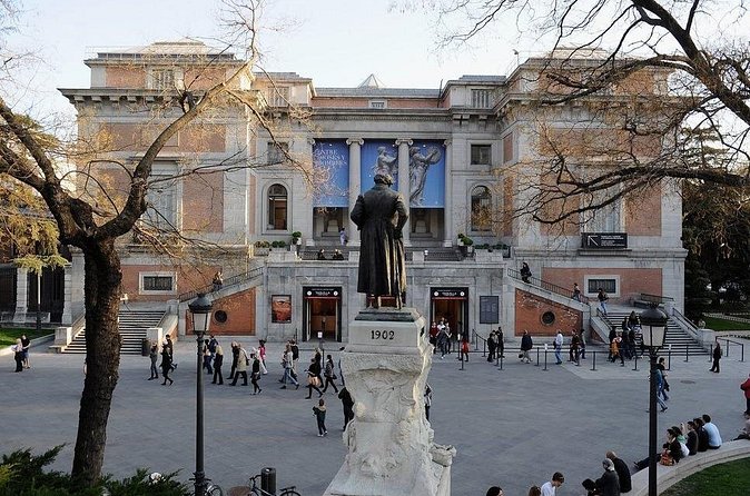 Private guided visit of Prado Museum of Madrid with official tour guide - Velázquez, Bosch, and Goya in one visit