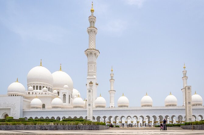 Private Half-Day Tour To Sheikh Zayed Grand Mosque & Louvre Museum in Abu Dhabi - The guiding question you should settle first
