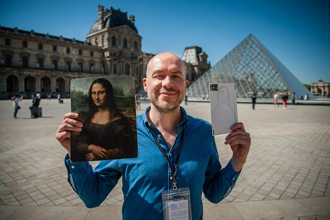 Private Louvre Museum Tour by Alberto Local Guide and his team in Paris - Mona Lisa: famous, crowded, and still worth understanding