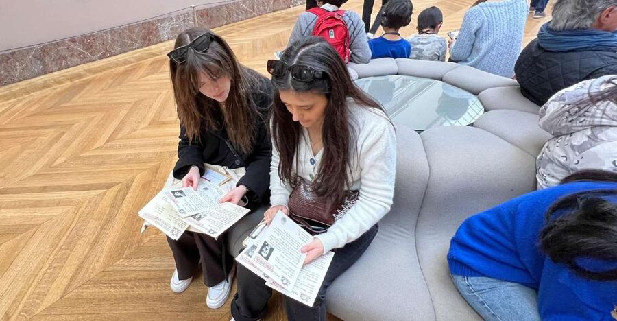 Private Louvre Tour for Teenagers - Why the Mona Lisa mystery works for teenagers