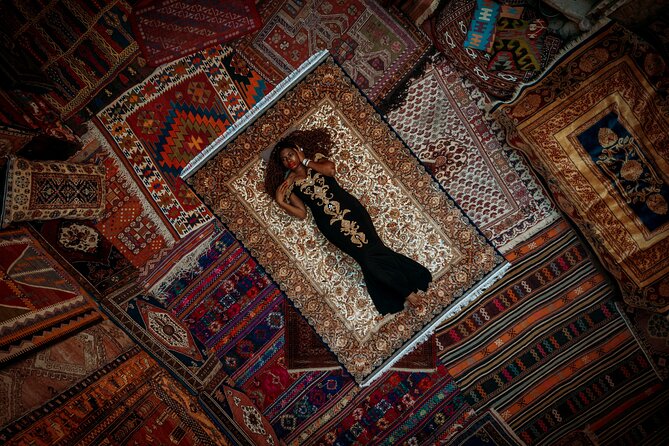 Private Photo & Drone Session in Carpet Gallery - Changing into traditional dress