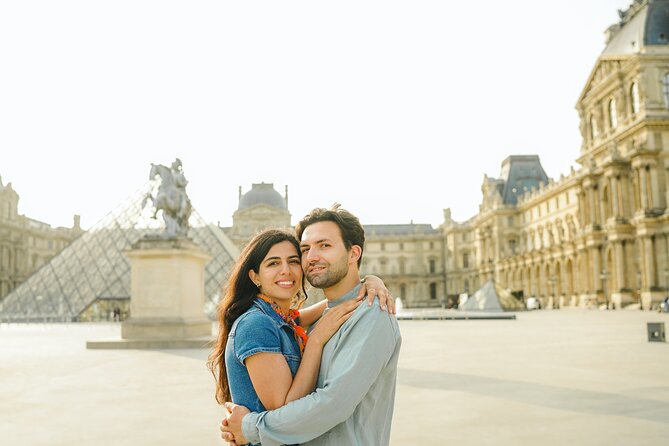 Private Photo Shoot at the Louvre - Meeting near Le Nemours