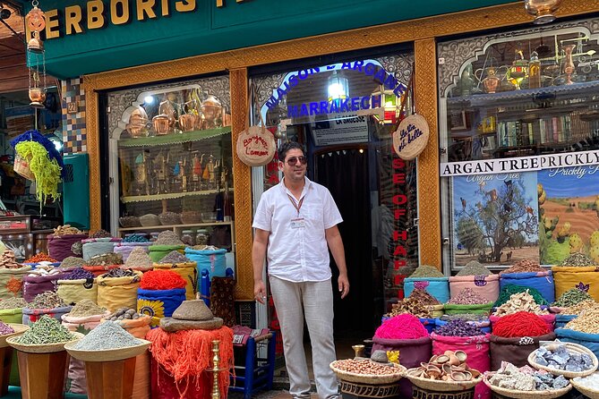 Private Shopping Tour of Marrakech Souks and Galleries - What the guides add