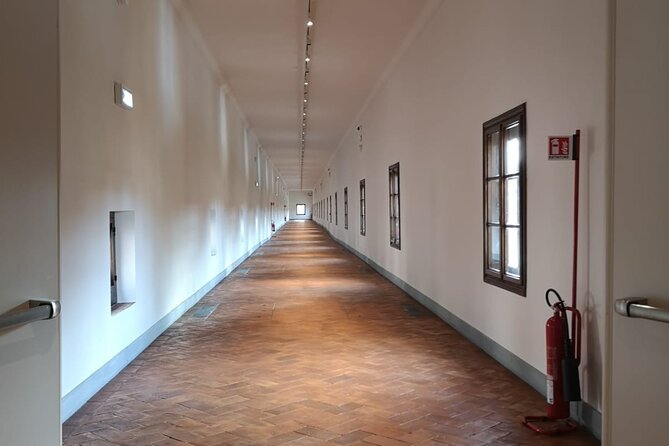 Private Skip-the-Line Uffizi Gallery and Vasari Corridor Tour - Ending at the Buontalenti Grotto