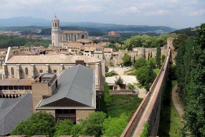 Private tour: Dali Museum and Girona from Barcelona - Sant Feliu and Girona’s Romanesque side