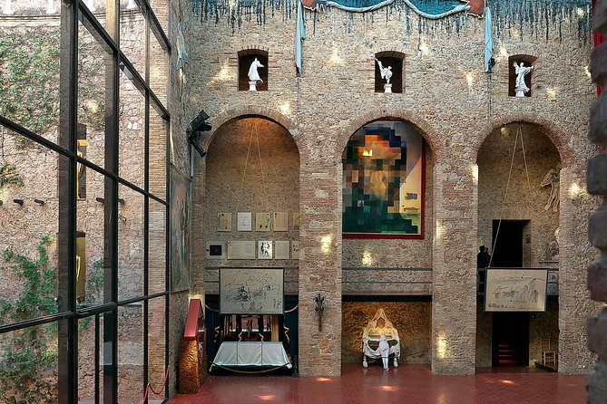 Private tour: Dali Museum in Figueres and Púbol Tour with Hotel pick-up - Púbol Castle and Gala’s private world
