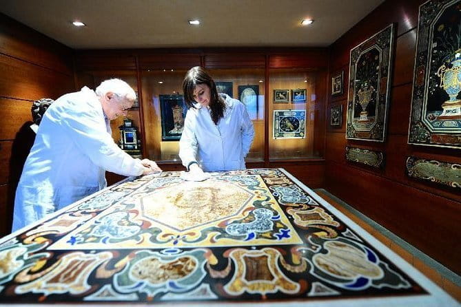 Private Tour of Uffizi and Accademia Gallery with David - Crossing Florence to the Accademia