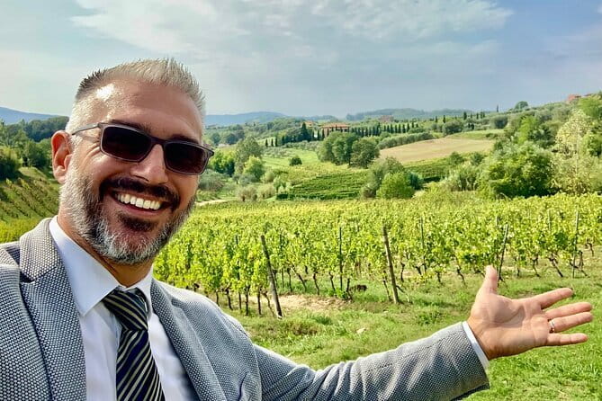Private Tour of Uffizi and Accademia Gallery with David - Crowds, lines, and the limits of priority entry