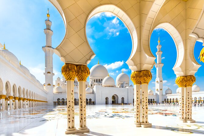 Private Tour To Sheikh Zayed Grand Mosque & Louvre Museum Abu Dhabi From Dubai - What the day does well, and where it falls short