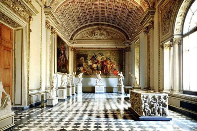 Private Tour: Walking Tour plus The Uffizi guided Tour - What you will see, and what you may not see