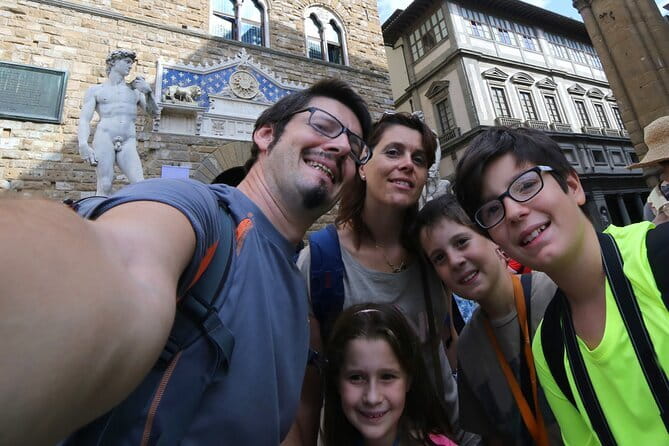 Private Uffizi and Accademia Time Entry Hidden Art Walking Tour - What the small group adds to the price