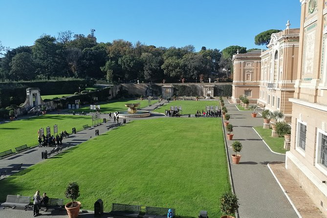 Private Vatican Museums and St. Peter's Basilica Early Bird Tour - Practical planning for this three-hour visit