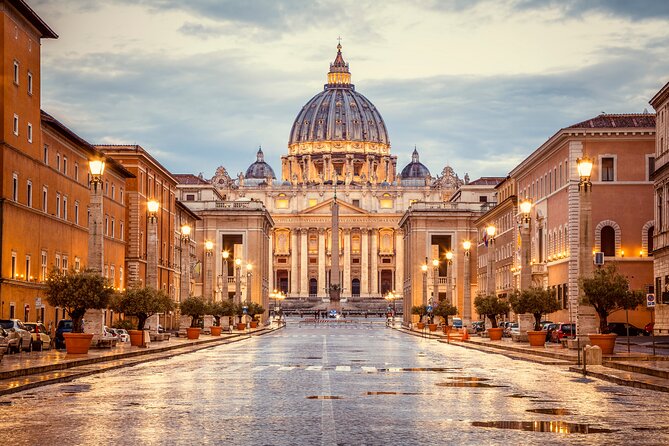 Private Vatican Museums Tour with Sistine Chapel & St. Peter's Basilica - Meeting near Via Tunisi and getting through security