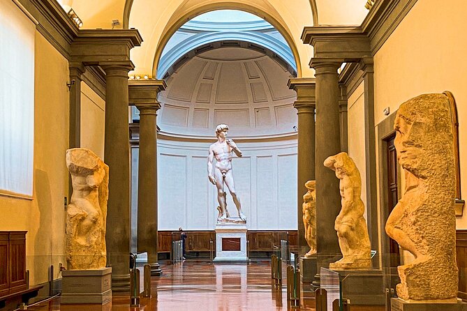 Private WALKING Tour and ACCADEMIA Gallery in Florence Italy - Walking through the Medici quarter