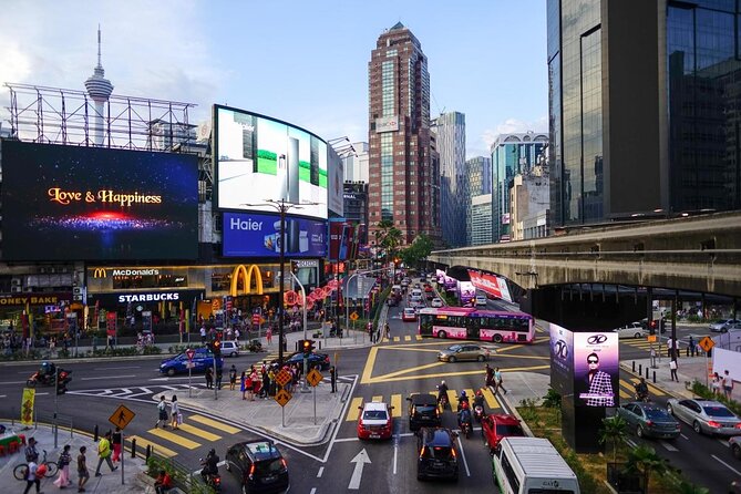 Quirky Art Museum called Ur-Mu in Bukit Bintang, KL - Key points at a glance