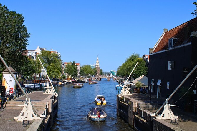 Rembrandt & Van Gogh Amsterdam walking experience - Staalstraat and Amsterdam’s working life