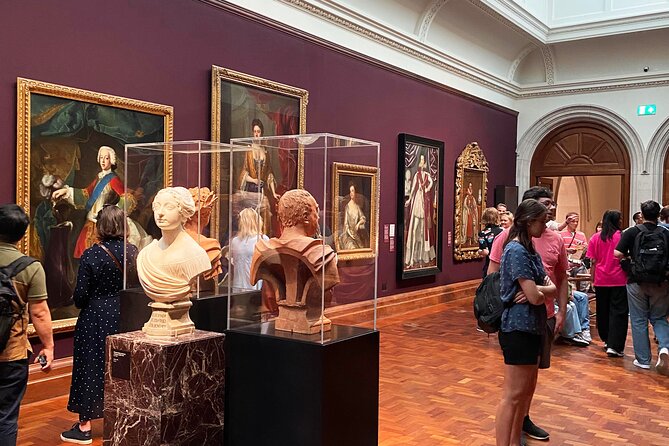 Rogues and Rebels Private Tour in National Portrait Gallery - Rebels, Suffragettes, Writers, and Reformers
