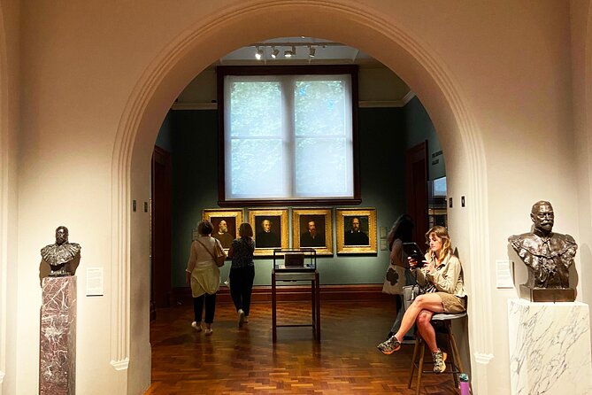 Rogues and Rebels Private Tour in National Portrait Gallery - The National Portrait Gallery as a History Book