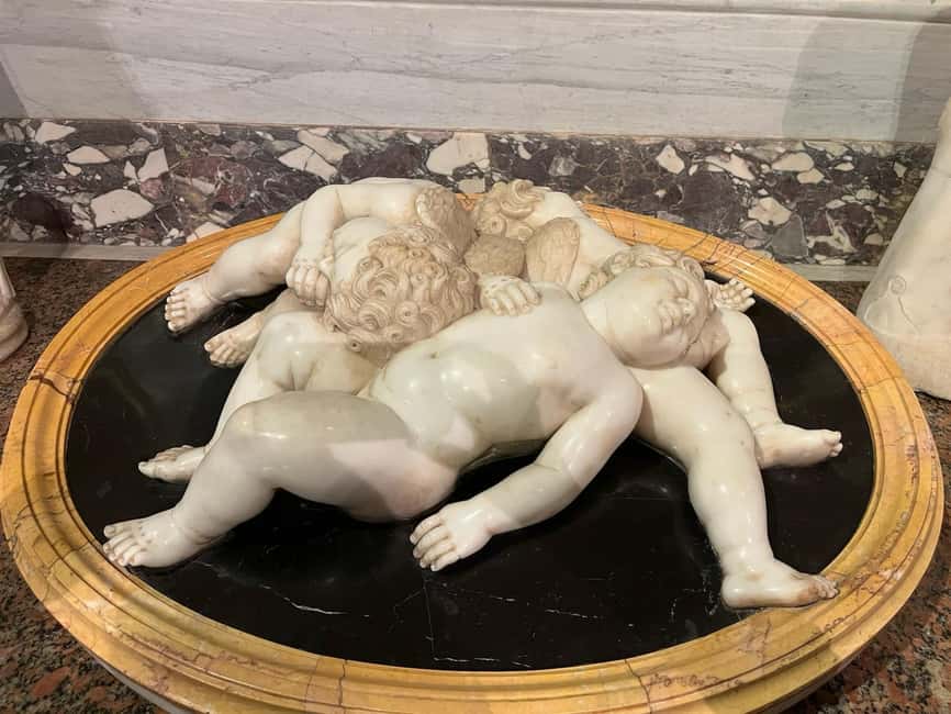 Rome: Borghese Gallery Skip the line ticket and Audioguide - Meeting the host at the red flag