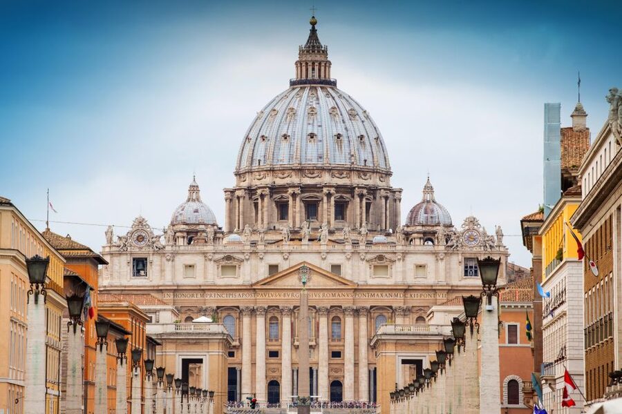 Rome: Colosseum and Vatican Museum Guided Tour in One Day - Moving from ancient Rome to the Vatican