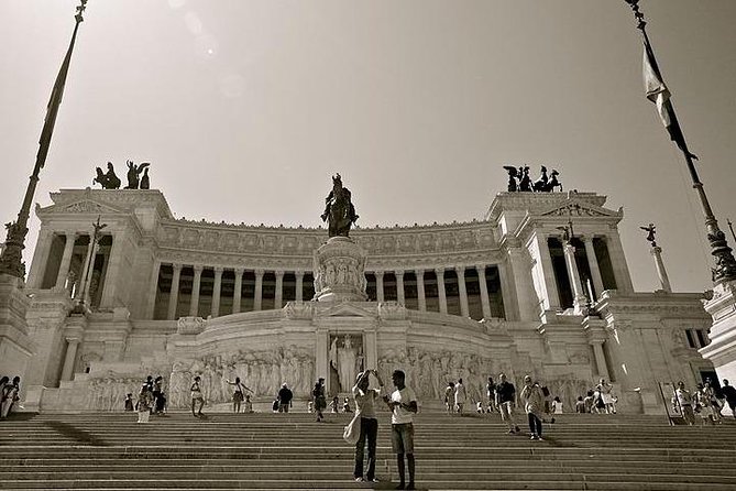 Rome' s best and Vatican Museums from Civitavecchia Port Day Tour - The Colosseum and the uncertainty of entering