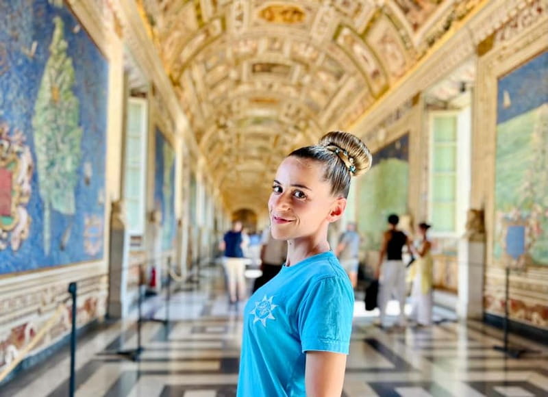 Rome: Sistine Chapel, Vatican Museums and Basilica Entry - The Sistine Chapel: allow the room to work on you