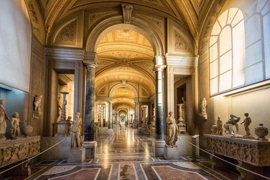 Rome: Sistine Chapel, Vatican Museums Entry, & Audioguide - Dress, bags, strollers, and mobility