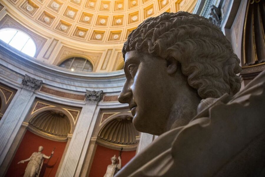 Rome: Skip the line Vatican Museums & Sistine Chapel Tour - The Sistine Chapel and 30 minutes of silence