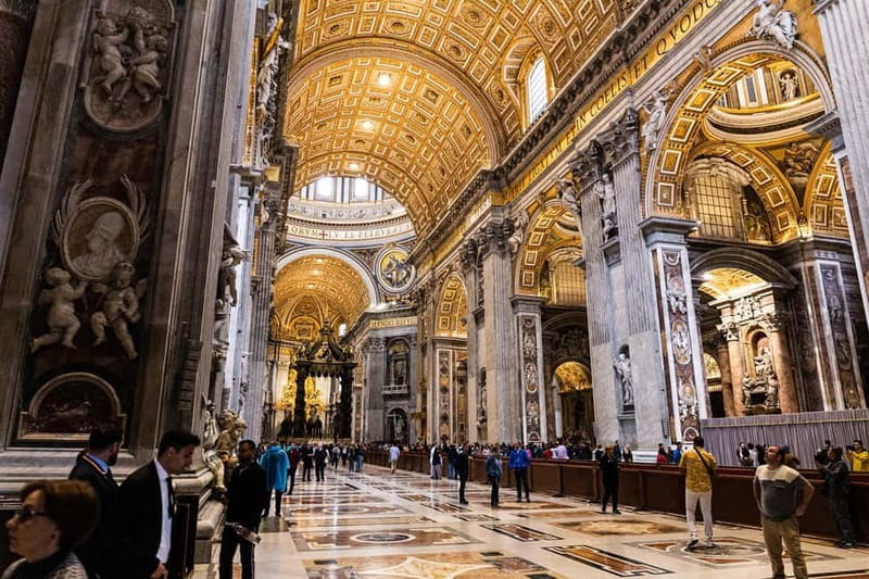 Rome: Small Group tour Vatican Museums & Sistine Chapel - Thirty minutes in the Sistine Chapel