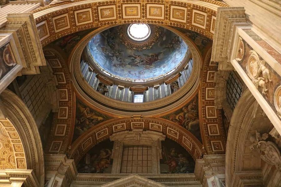 Rome: Ticket and Tour Vatican Museum and Sistine Chapel - Michelangelo and Raphael with a guide
