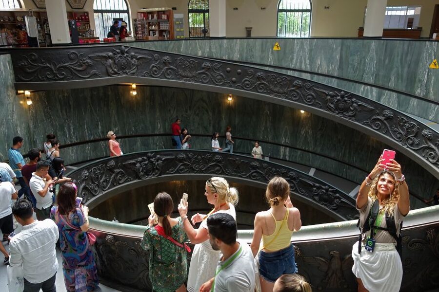 Rome: Vatican Museum and Sistine Chapel Group Tour - Ancient sculpture and the Laocoön