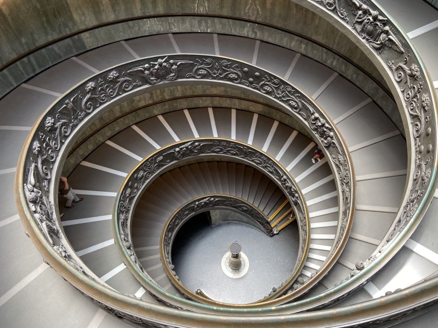 Rome: Vatican Museum and Sistine Chapel Group Tour in German - Why a guided Vatican visit helps