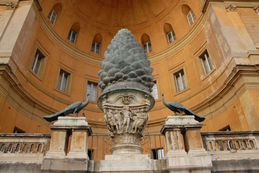Rome: Vatican Museum and Sistine Chapel Ticket & Guided Tour - Clothing, bags, and practical limits