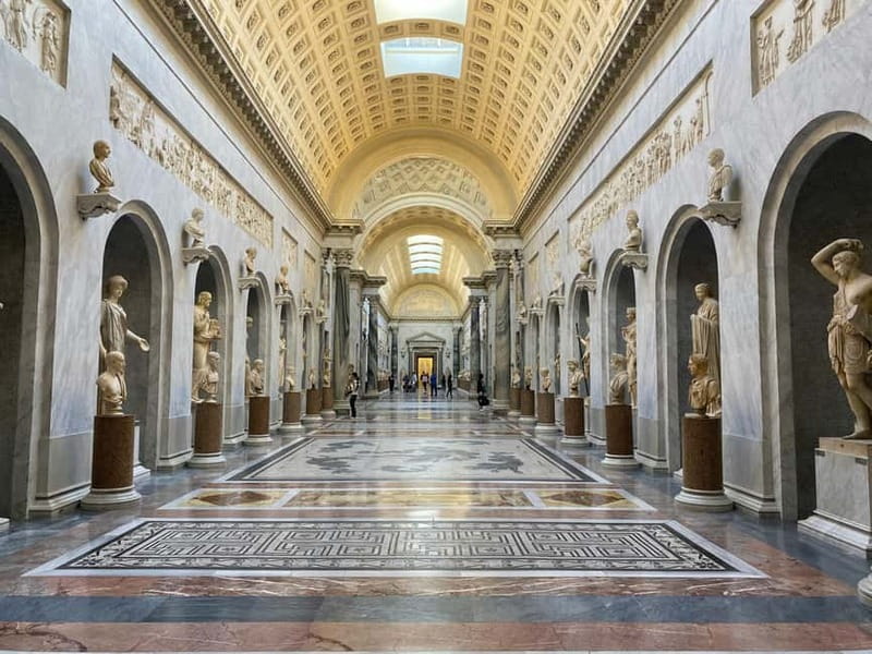 Rome: Vatican Museum & Sistine Chapel Skip-the-Line Tickets - Raphael Rooms and the long route toward the chapel