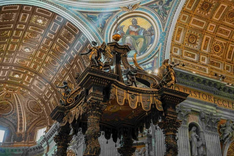 Rome: Vatican Museum & Sistine Chapel Skip-the-Line Tickets - Crowds, clothing, and practical comfort