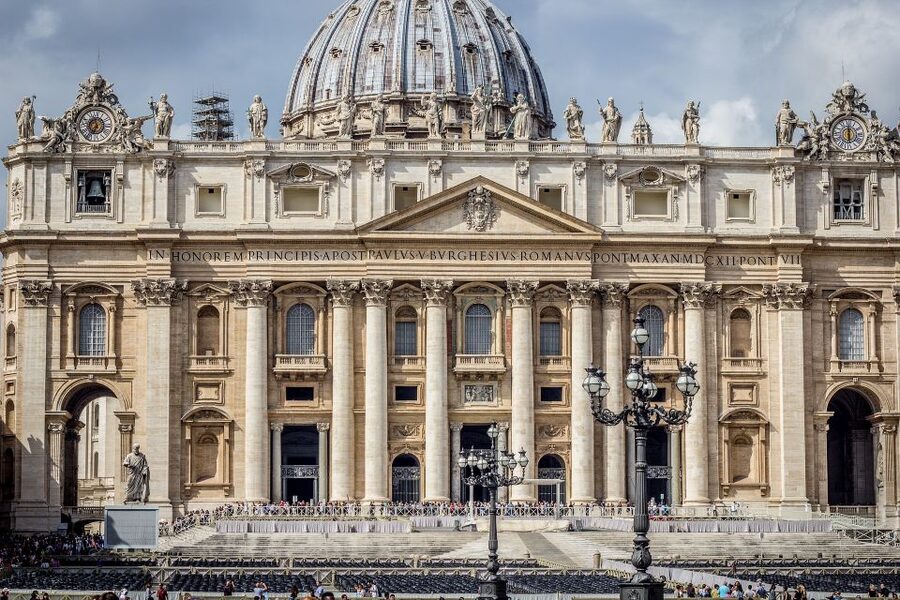 Rome: Vatican Museum Tour with skip-the-line entry tickets. - Why the Vatican Museums need a timed visit