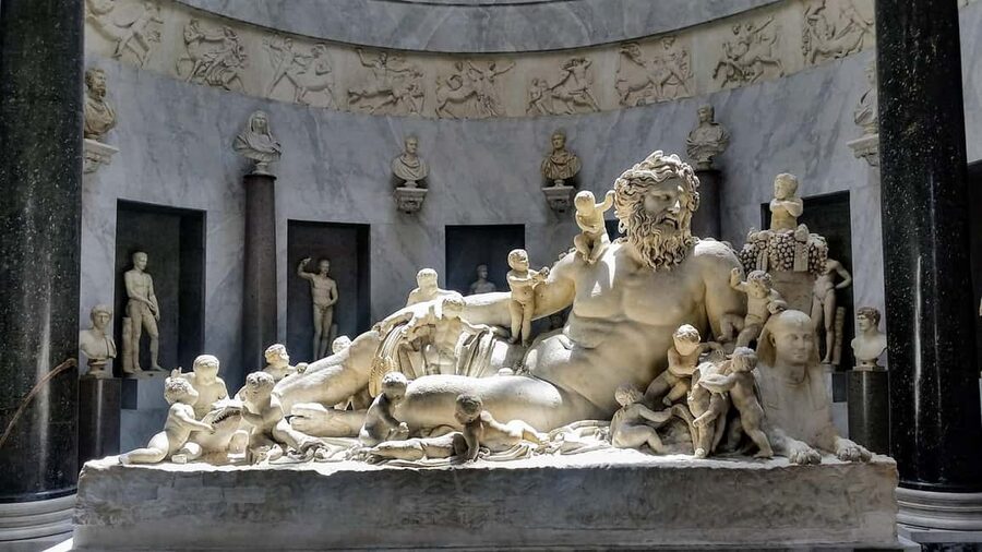 Rome: Vatican Museums and Sistine Chapel Guided Tour - Gallery of Candelabra and the first sweep of the Vatican