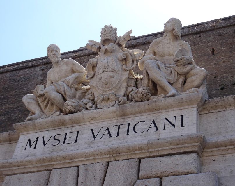 Rome: Vatican Museums and Sistine Chapel Guided Tour - Gallery of Tapestries and the art of looking up