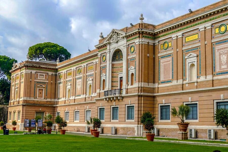 Rome: Vatican Museums and Sistine Chapel Reserved Entry - The Pinacoteca Vaticana for a quieter art stop