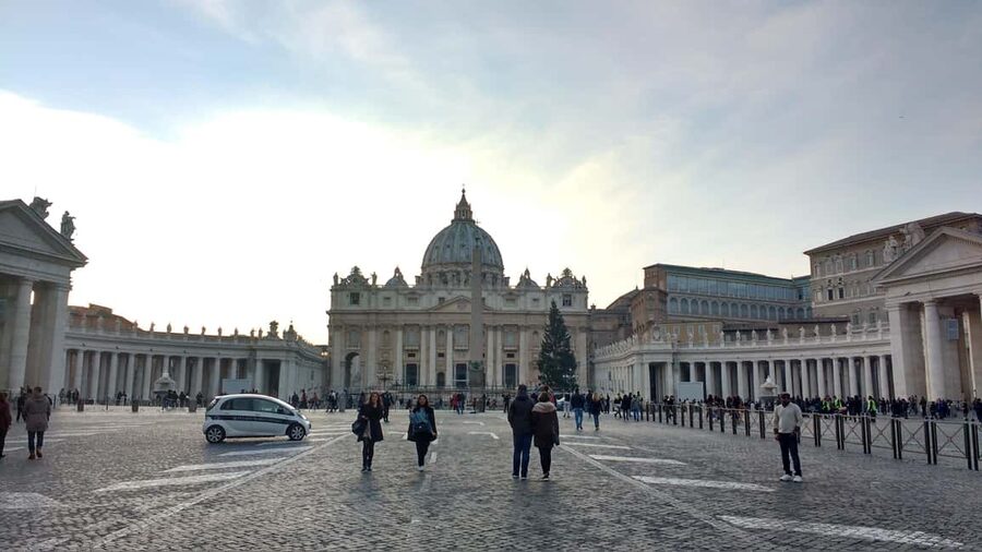 Rome: Vatican Museums and Sistine Chapel Skip-the-Line Entry - Raphael’s Rooms reward a slower look